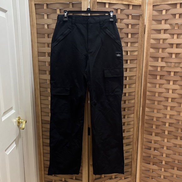 ALO Yoga Pants - ALO All That Trousers/Cargo Pants